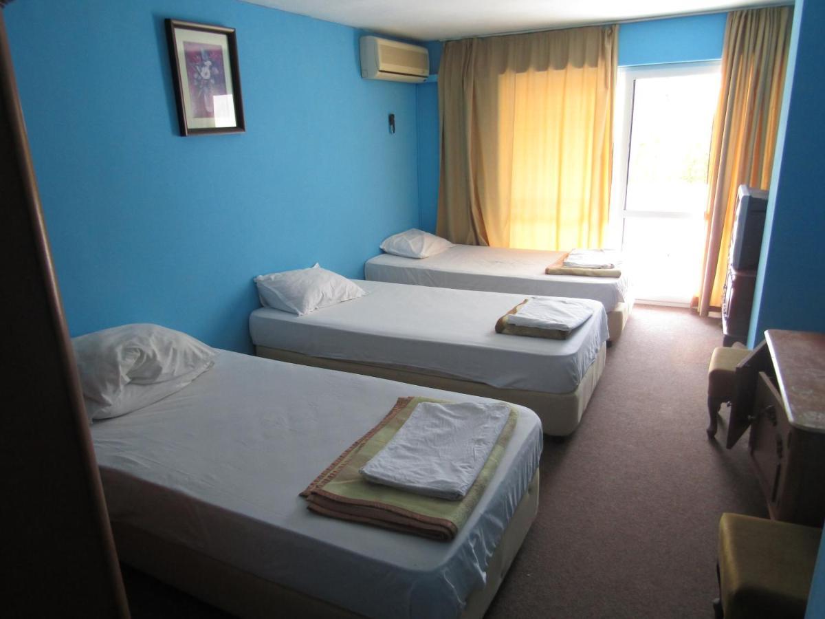 Hostel Papagal Varna Luaran gambar