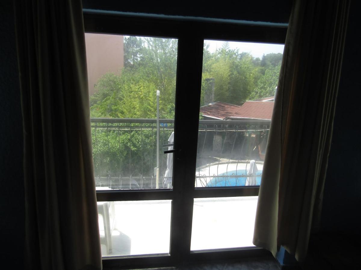 Hostel Papagal Varna Luaran gambar