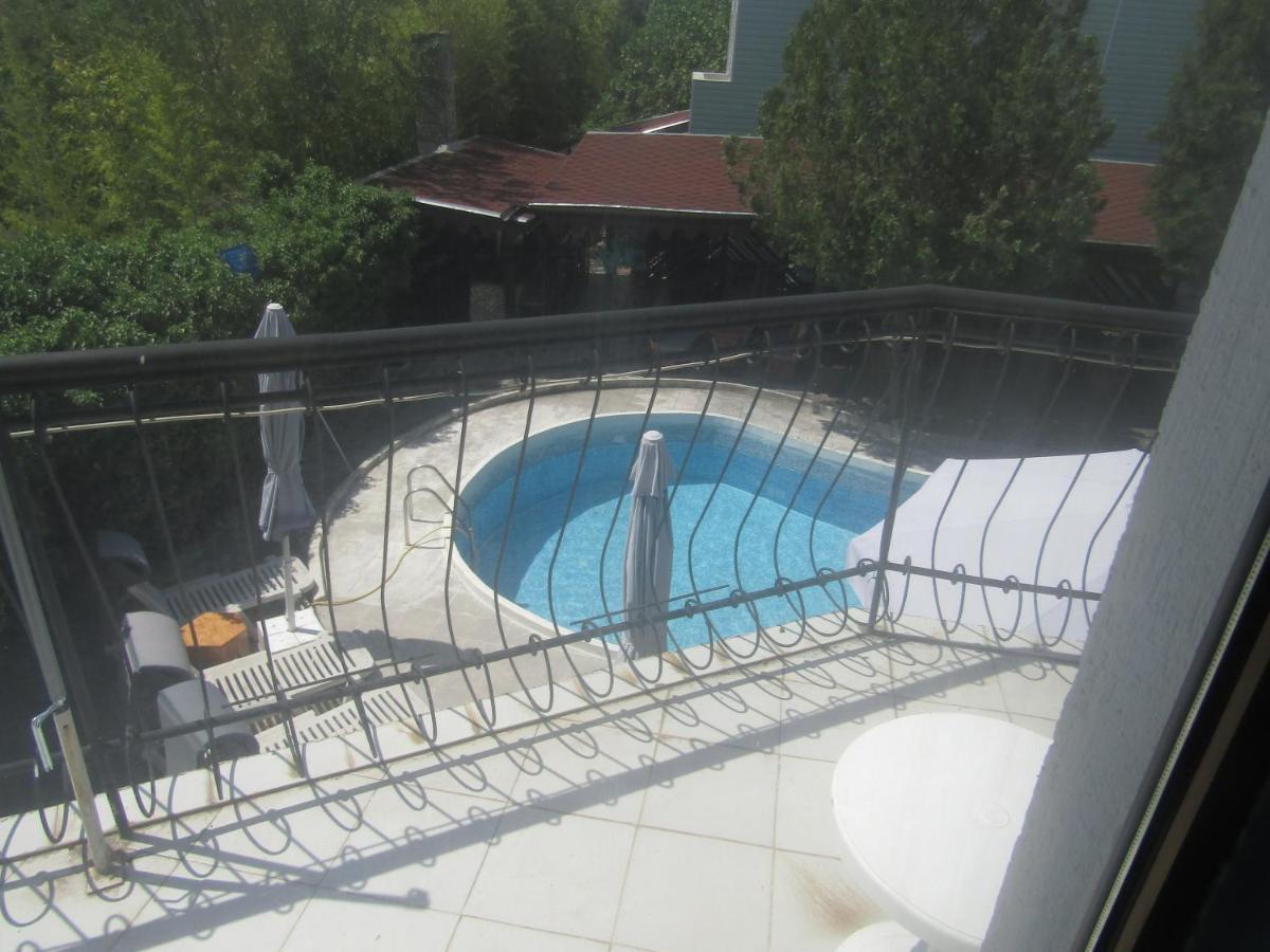 Hostel Papagal Varna Luaran gambar
